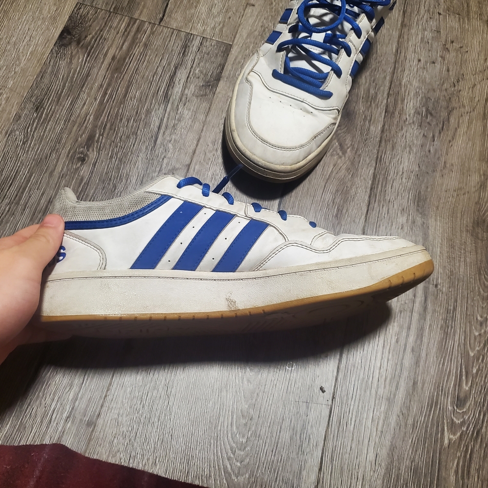 Adidas Men's White and Blue Sneakers